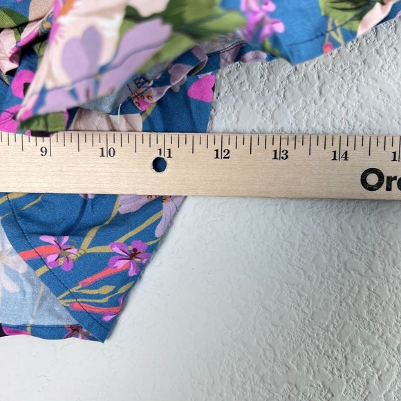 Lovers + Friends Blue Floral Crop Top - Picture 6 of 8